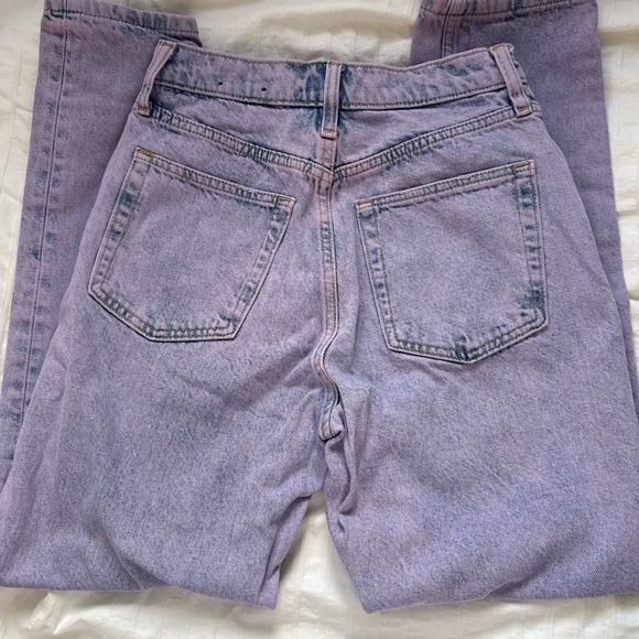 GAP Women's Lavender Straight Leg Jeans - Picture 4 of 5